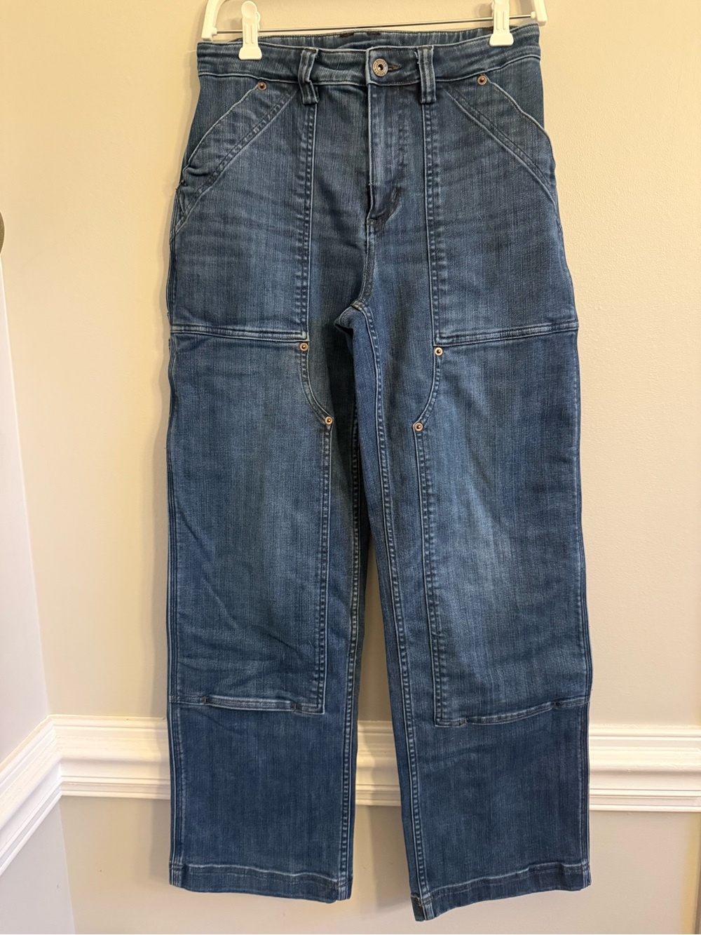 Duluth Trading double knee carpenter jeans, EUC, 6